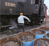 �S���}�K�W�� �l�C��Ԃōs����